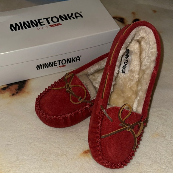 Minnetonka Red Suede Moccasins - Picture 4 of 11
